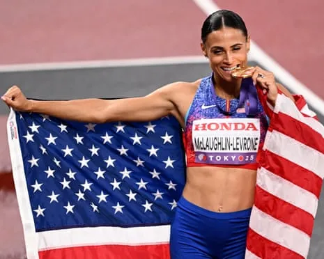 The American sprinter clocks fastest women’s 400m in fourty years to secure championship title